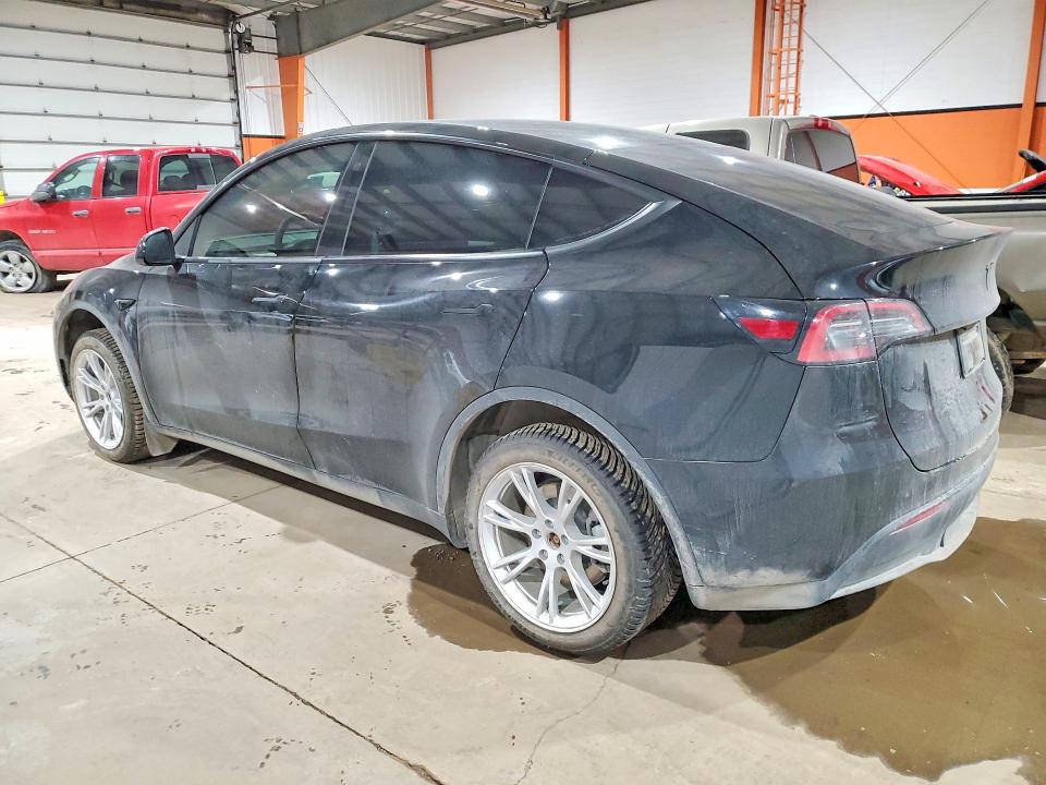 79246035 :رقم المزاد ، 7SAYGDEE0PF757151 vin ، 2023 Tesla Model Y مزاد بيع