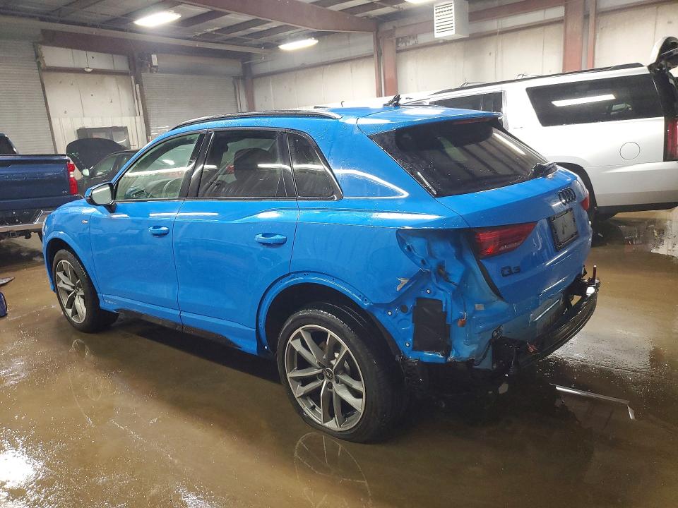 Продаж на аукціоні авто 2022 Audi Q3, vin: WA1EECF39N1128226, номер лоту: 76947235