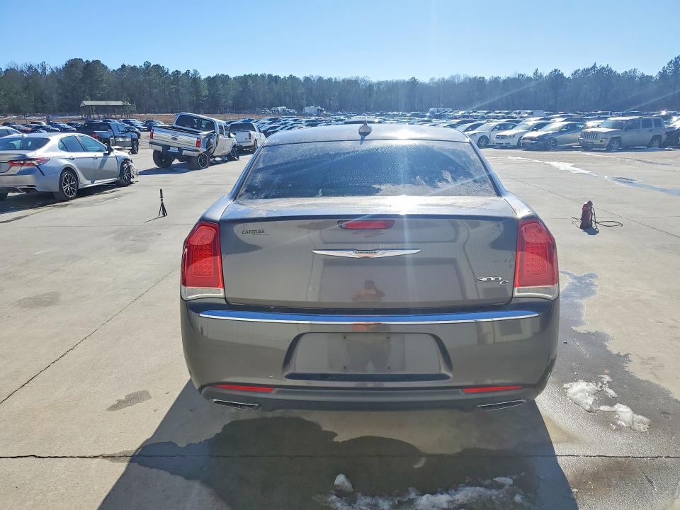 Auction sale of the 2016 Chrysler 300c, vin: 2C3CCAEG0GH307887, lot number: 75231535