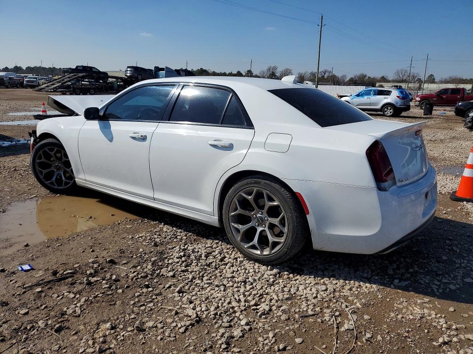 2018 Chrysler 300 მანქანა იყიდება აუქციონზე, vin: 2C3CCABG1JH142797, აუქციონის ნომერი: 77836515