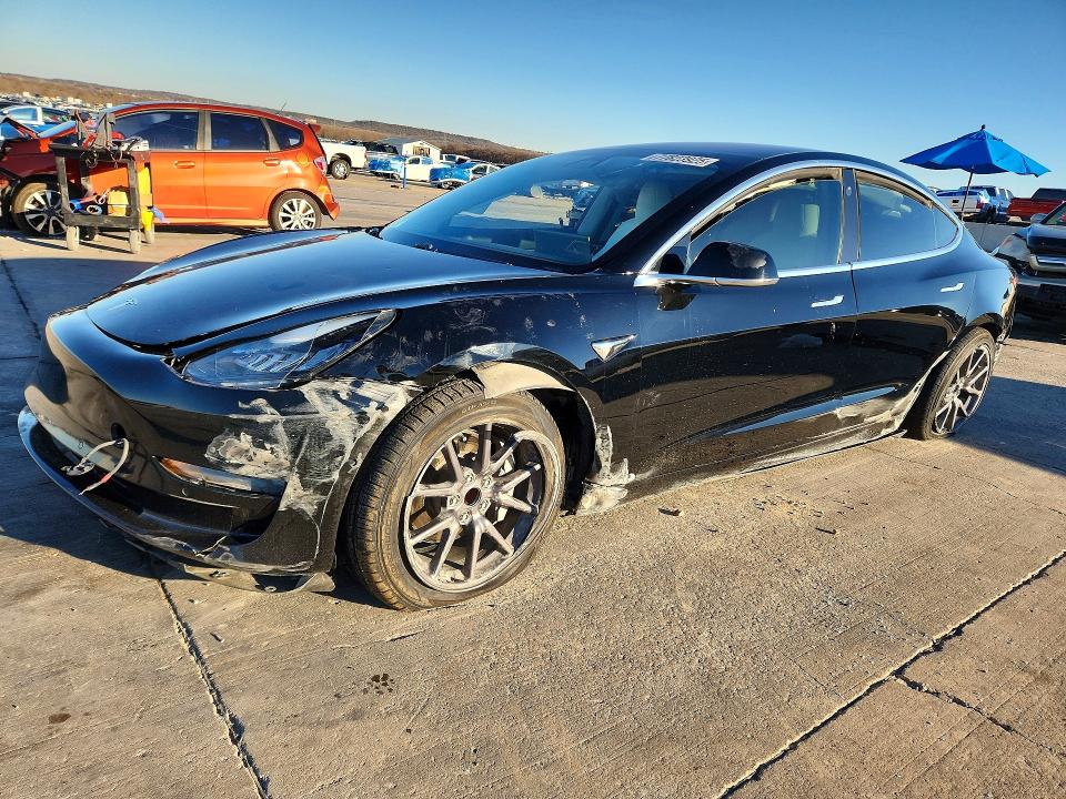 77823925 :رقم المزاد ، 5YJ3E1EA8KF324436 vin ، 2019 Tesla Model 3 مزاد بيع