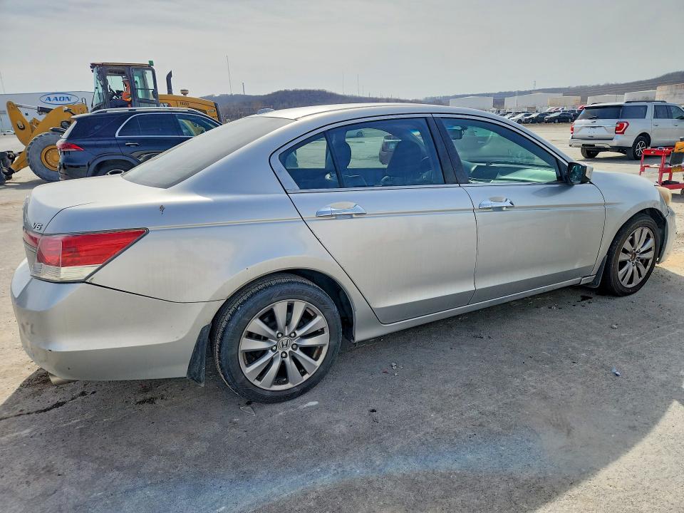 Aukcja sprzedaży 2012 Honda Accord, vin: 1HGCP3F83CA017611, numer aukcji: 79111875