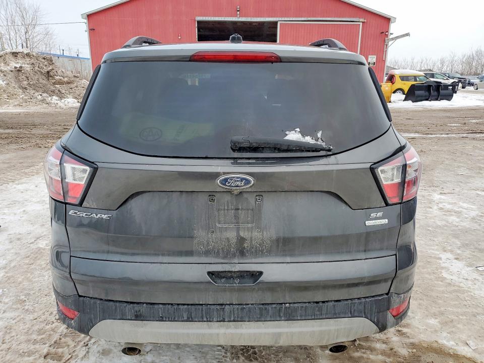 2018 Ford Escape მანქანა იყიდება აუქციონზე, vin: 1FMCU0GD7JUD39483, აუქციონის ნომერი: 75754115