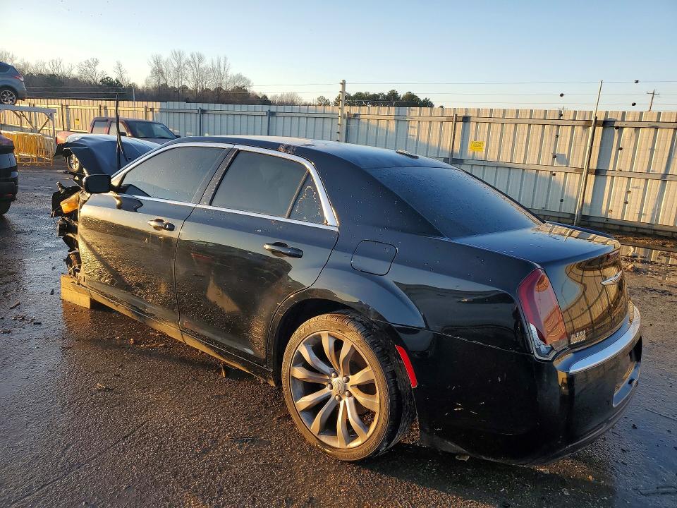 Продаж на аукціоні авто 2019 Chrysler 300, vin: 2C3CCAAG4KH746167, номер лоту: 77394295