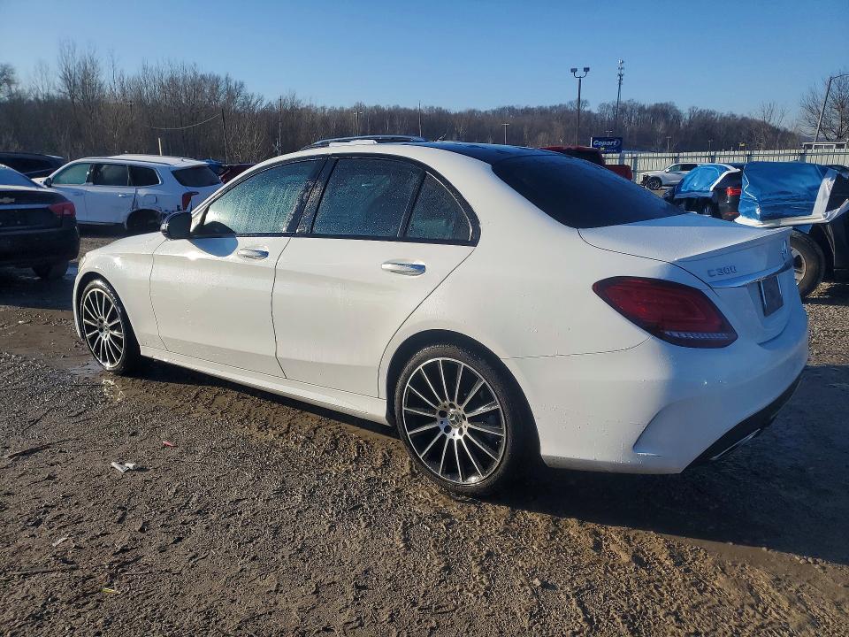 76900675 :رقم المزاد ، WDDWF8EB6LR526463 vin ، 2020 Mercedes-benz C مزاد بيع
