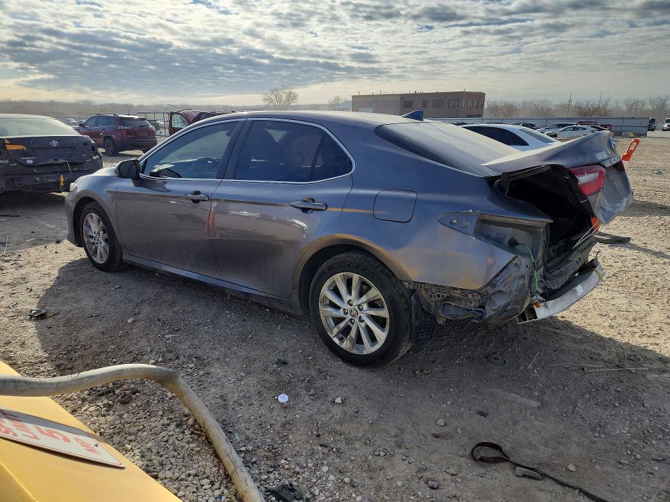 2023 Toyota Camry მანქანა იყიდება აუქციონზე, vin: 4T1C11AK3PU080957, აუქციონის ნომერი: 79014685