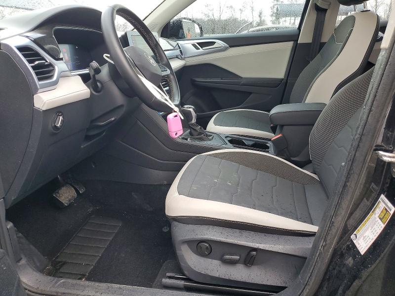 78077555 :رقم المزاد ، 3VVEC7B25SM037437 vin ، 2025 Volkswagen Taos مزاد بيع