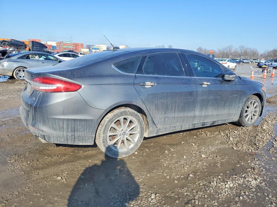 Продаж на аукціоні авто 2017 Ford Fusion, vin: 3FA6P0H75HR230710, номер лоту: 76360515