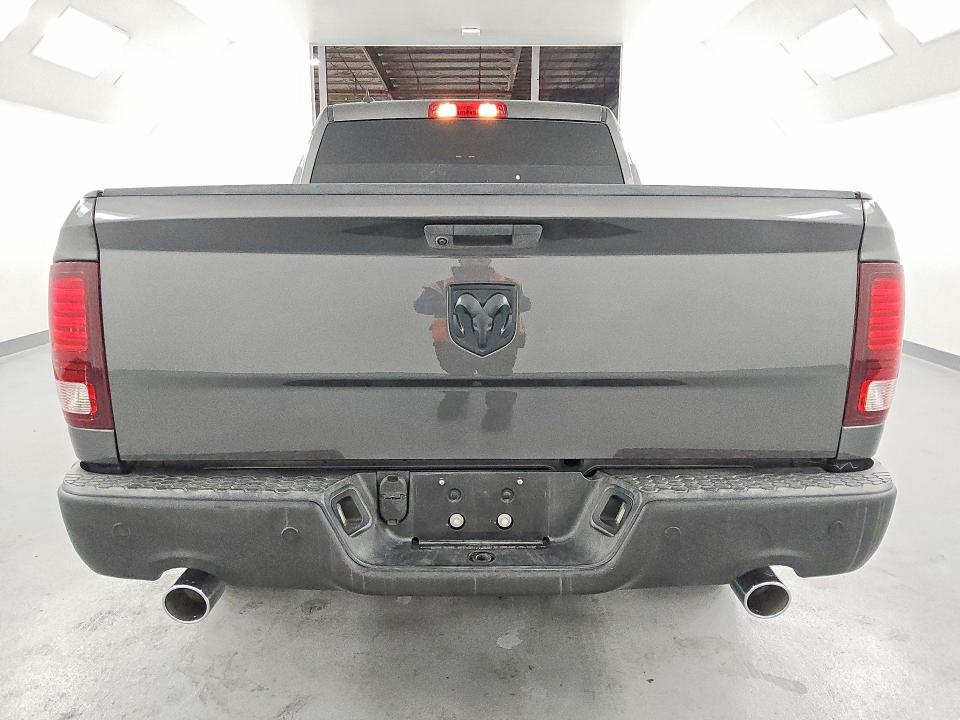 78674645 :رقم المزاد ، 1C6RR6GT7MS534629 vin ، 2021 Ram 1500 Classic مزاد بيع