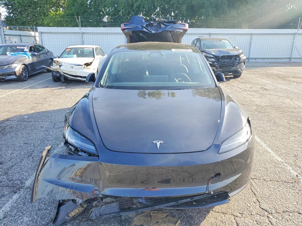 78084395 :رقم المزاد ، 5YJ3E1EAXRF865031 vin ، 2024 Tesla Model 3 مزاد بيع