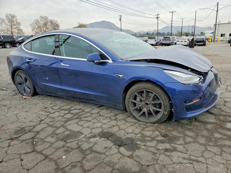 Продажа на аукционе авто 2019 Tesla Model 3, vin: 5YJ3E1EA1KF309387, номер лота: 76857205