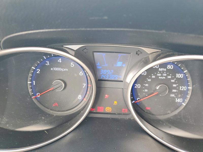 Продажа на аукционе авто 2010 Hyundai Tuson, vin: KM8JU3AC0AU016028, номер лота: 77440185