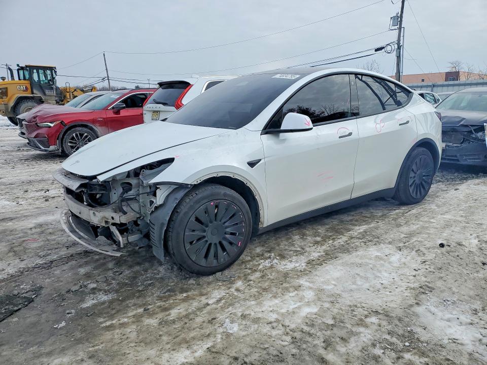 74834795 :رقم المزاد ، 5YJYGDEE0MF066467 vin ، 2021 Tesla Model Y مزاد بيع
