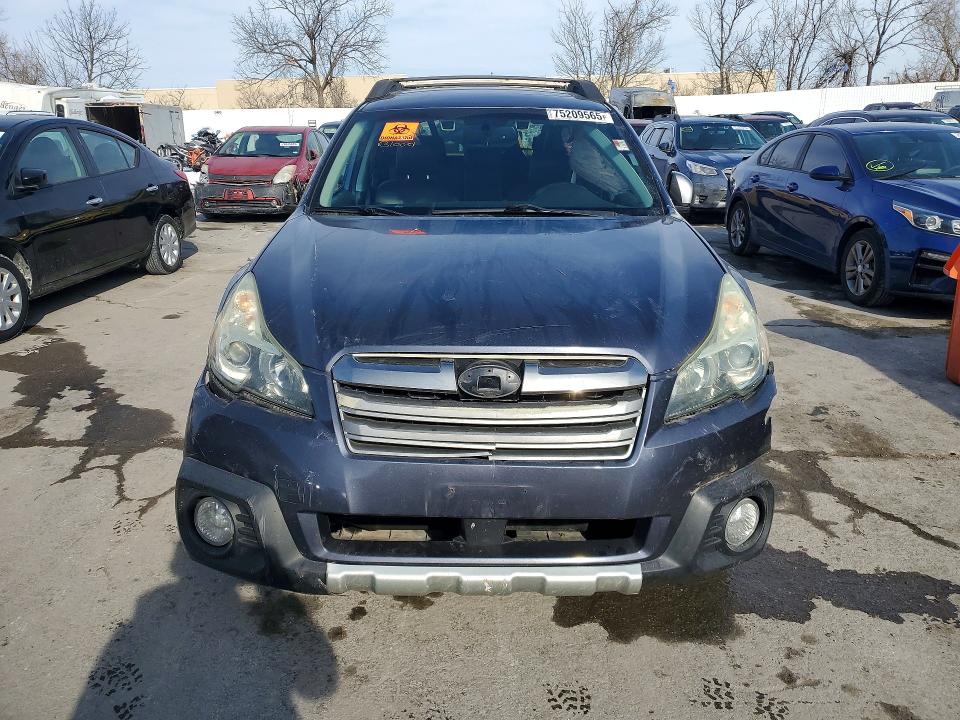 75209565 :رقم المزاد ، 4S4BRDPC8E2316436 vin ، 2014 Subaru Outback مزاد بيع
