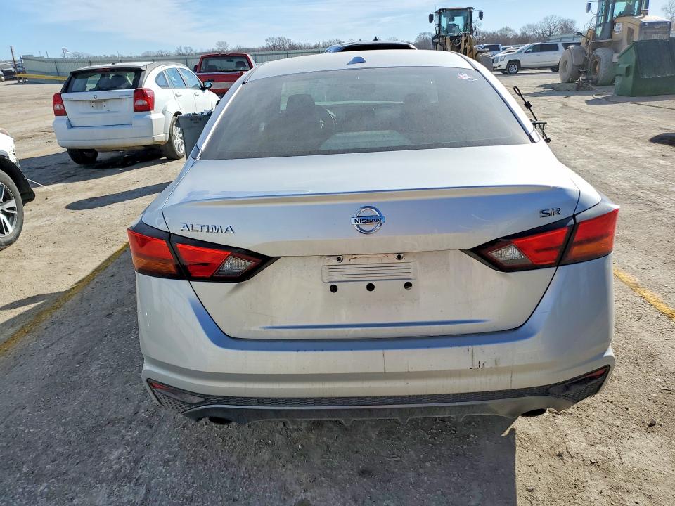 77768525 :رقم المزاد ، 1N4BL4CV2KC177087 vin ، 2019 Nissan Altima مزاد بيع