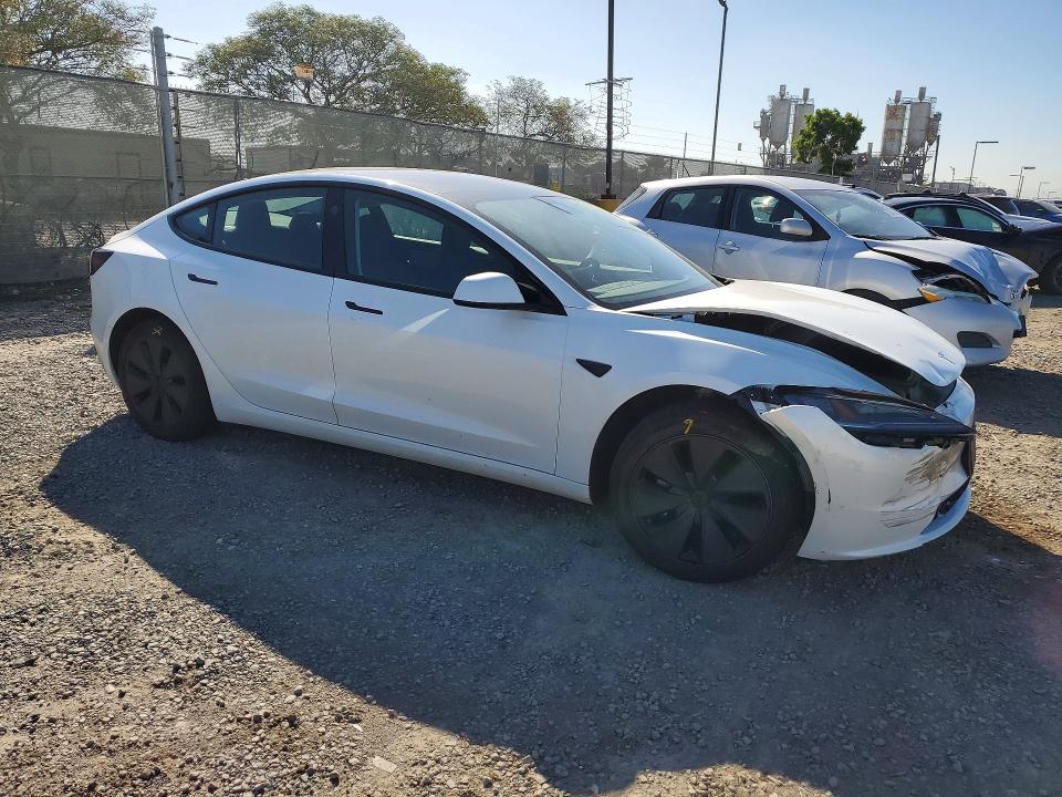 2025 Tesla Model 3 მანქანა იყიდება აუქციონზე, vin: 5YJ3E1EA4SF975496, აუქციონის ნომერი: 77244035