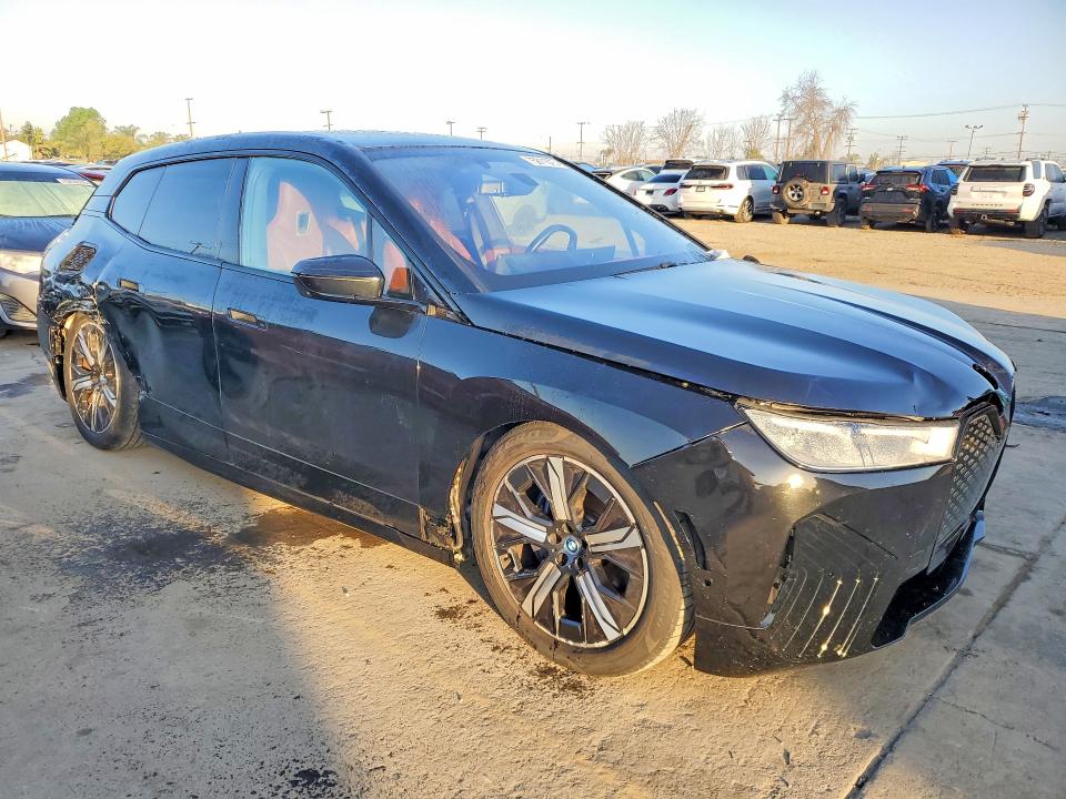 Продаж на аукціоні авто 2022 Bmw Ix Xdrive5, vin: WB523CF07NCJ69751, номер лоту: 75811675