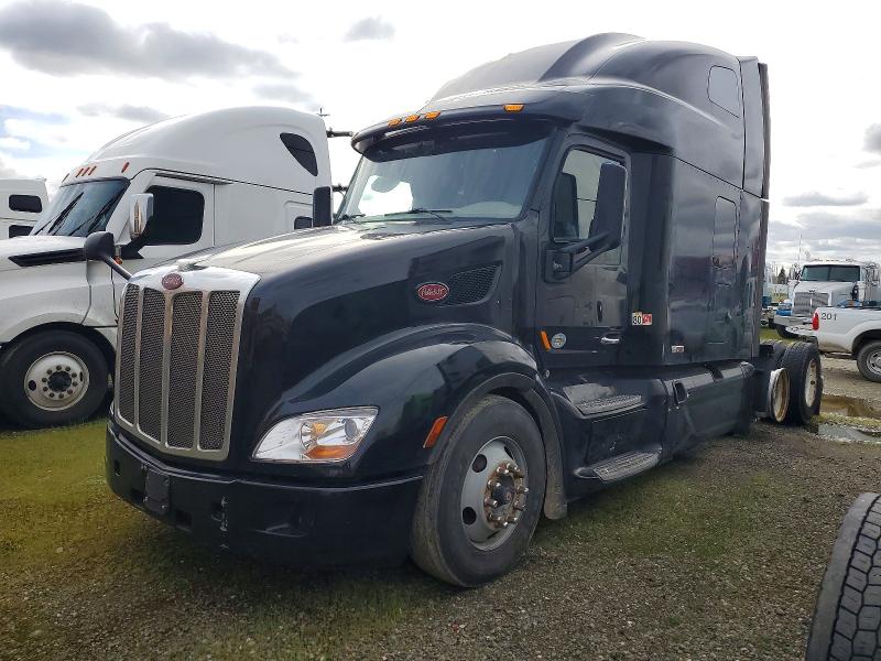 77626205 :رقم المزاد ، 1XPBD49X0LD610691 vin ، 2020 Peterbilt Tractor 579 مزاد بيع