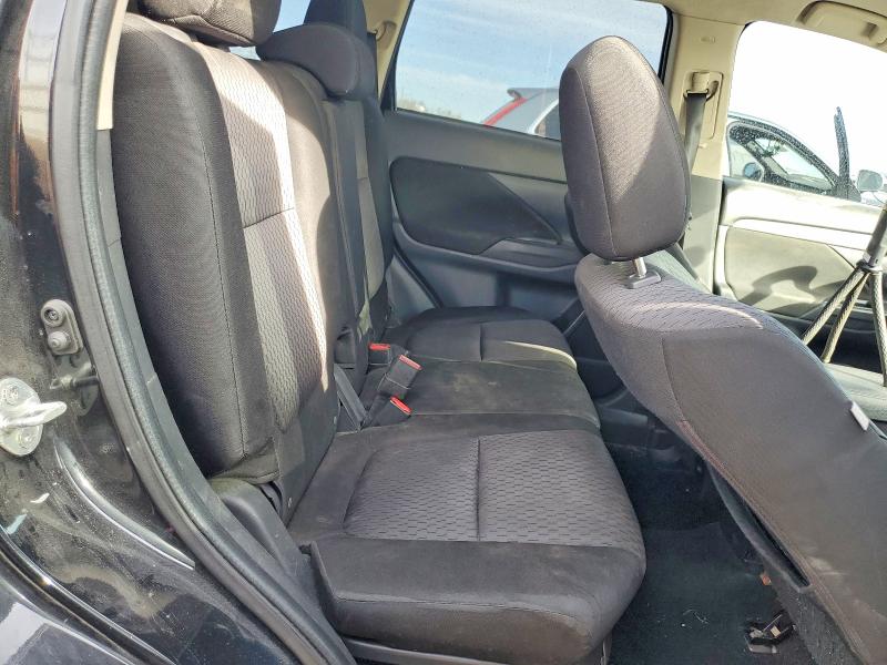 77973155 :رقم المزاد ، JA4AZ3A35EZ002327 vin ، 2014 Mitsubishi Outlander مزاد بيع