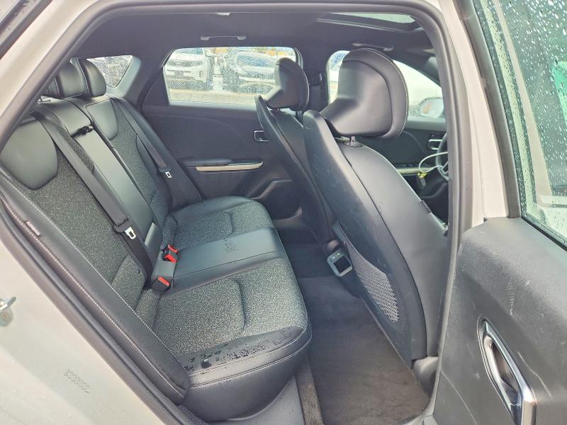77942185 :رقم المزاد ، 3KPFW4DE8SE236623 vin ، 2025 Kia K4 مزاد بيع