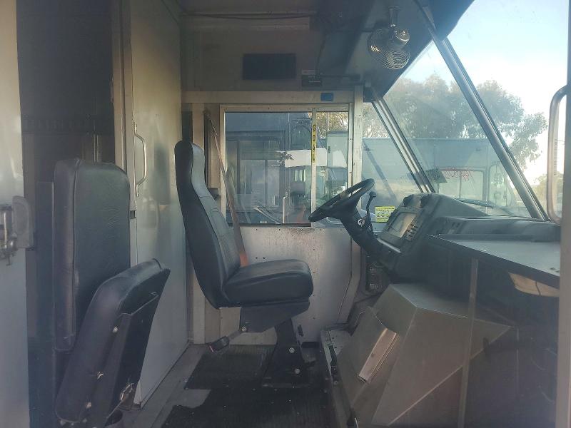 Aukcja sprzedaży 2001 Workhorse Custom Chassis Forward Control Chassis, vin: 5B4KP42Y613329435, numer aukcji: 74495375