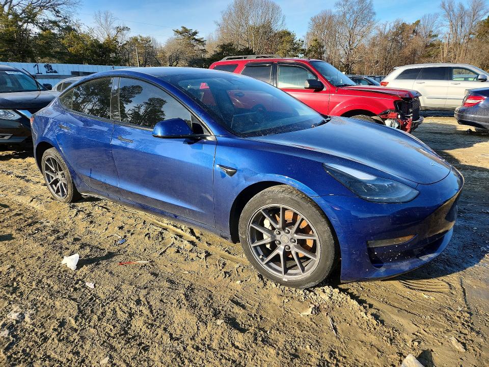 2023 Tesla Model 3 მანქანა იყიდება აუქციონზე, vin: 5YJ3E1EA2PF555548, აუქციონის ნომერი: 76162085