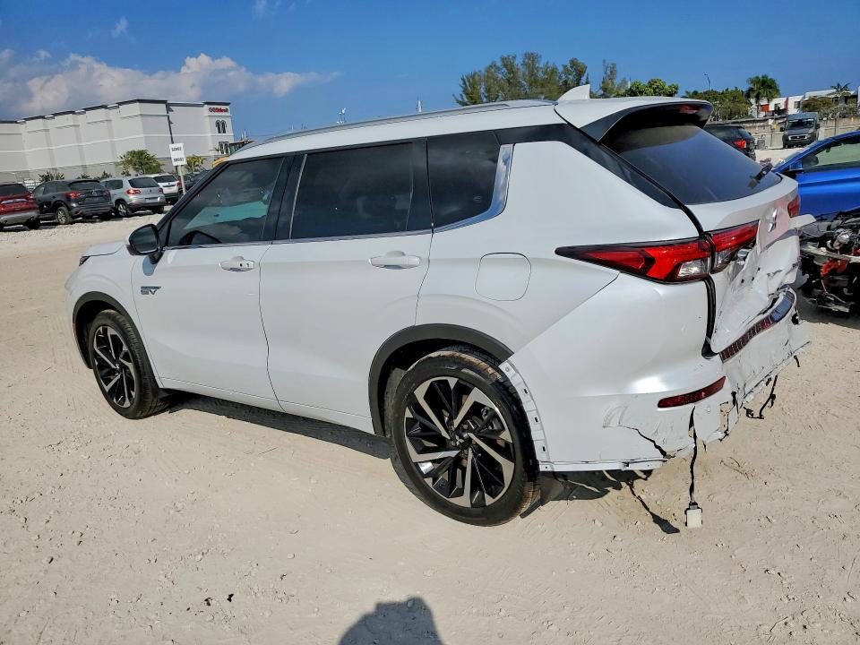 Продаж на аукціоні авто 2025 Mitsubishi Outlander, vin: JA4T5WA97SZ039417, номер лоту: 77487045