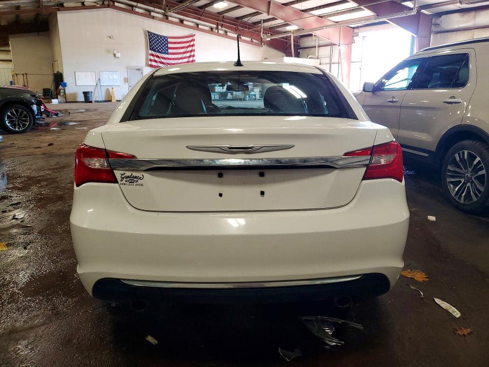 Aukcja sprzedaży 2014 Chrysler 200, vin: 1C3CCBCG7EN121549, numer aukcji: 78382235