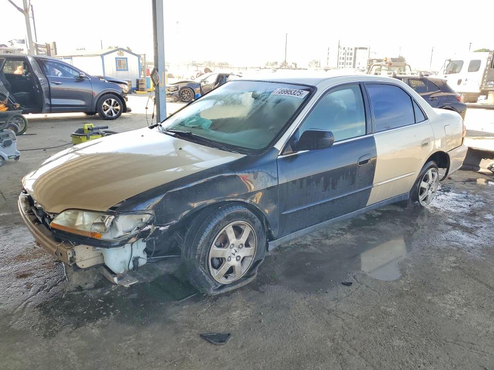 2000 Honda Accord მანქანა იყიდება აუქციონზე, vin: JHMCG6694YC016695, აუქციონის ნომერი: 78995325