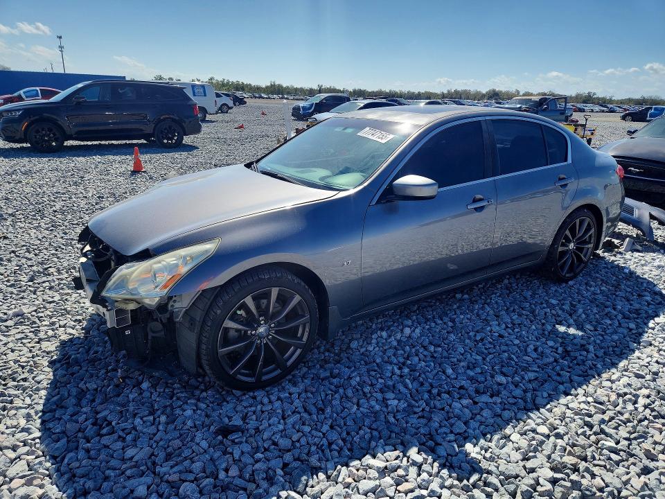 77747155 :رقم المزاد ، JN1CV6APXFM500815 vin ، 2015 Infiniti Q40 مزاد بيع