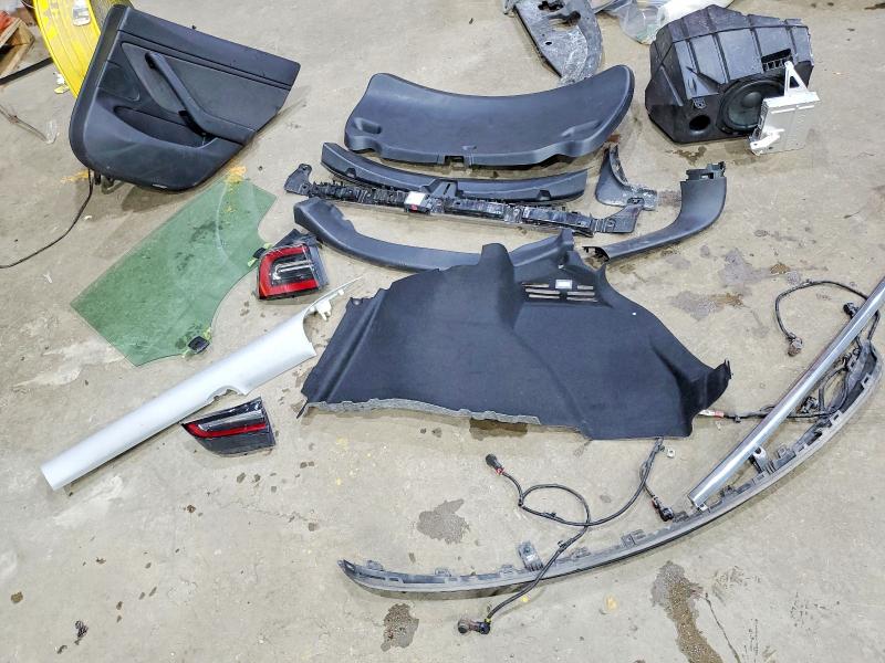 2020 Tesla Model 3 მანქანა იყიდება აუქციონზე, vin: 5YJ3E1EB3LF801171, აუქციონის ნომერი: 75516235