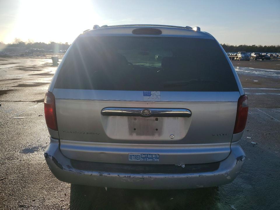 2004 Chrysler Town & Country მანქანა იყიდება აუქციონზე, vin: 2C4GP54L94R517661, აუქციონის ნომერი: 77006295