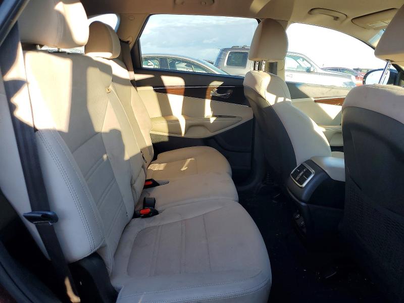 77987465 :رقم المزاد ، 5XYPG4A52KG467459 vin ، 2019 Kia Sorento مزاد بيع
