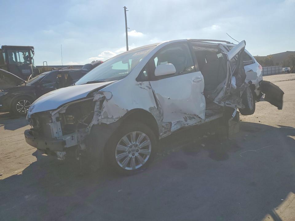 Продаж на аукціоні авто 2012 Toyota Sienna, vin: 5TDDK3DC6CS048251, номер лоту: 76767735