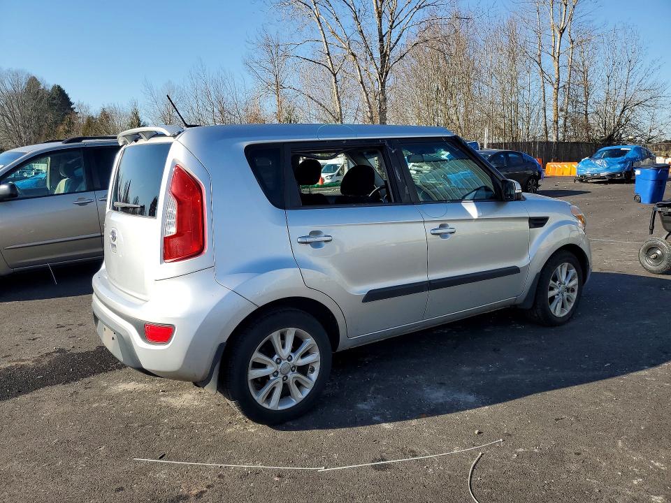 2012 Kia Soul მანქანა იყიდება აუქციონზე, vin: KNDJT2A6XC7382835, აუქციონის ნომერი: 52757876