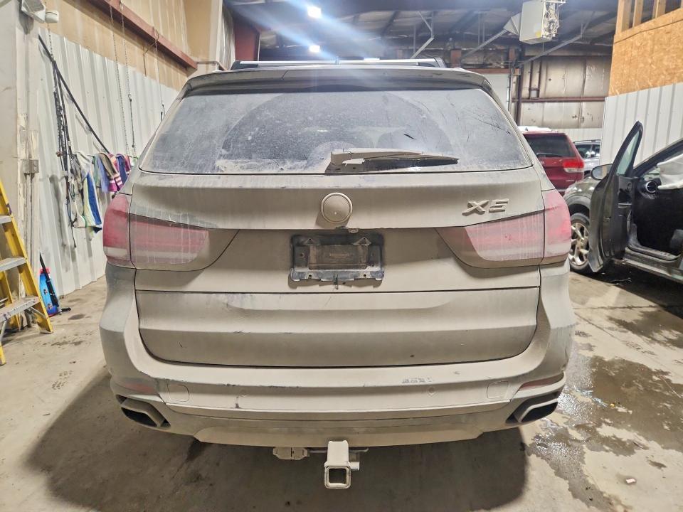 Продажа на аукционе авто 2015 Bmw X5, vin: 5UXKR6C52F0J77620, номер лота: 79136875