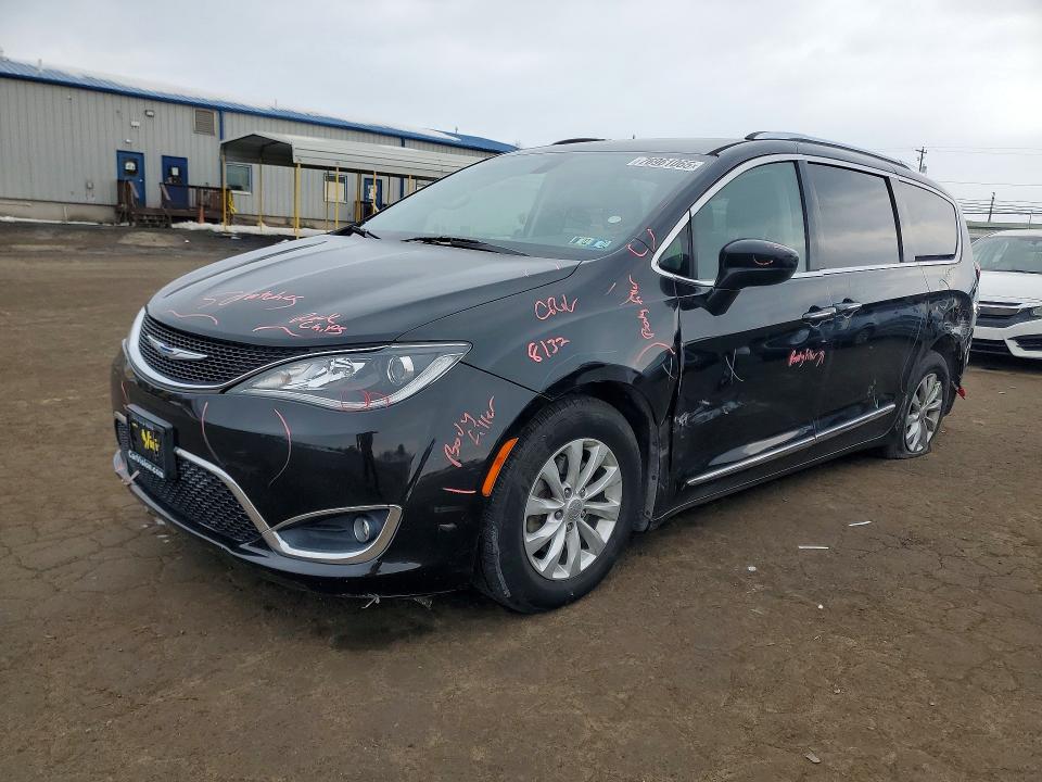 Продажа на аукционе авто 2018 Chrysler Pacifica, vin: 2C4RC1BG6JR214321, номер лота: 76961065