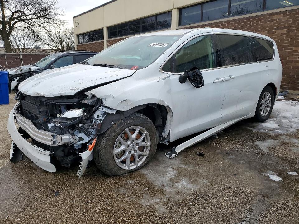 Продажа на аукционе авто 2022 Chrysler Voyager, vin: 2C4RC1CG6NR211620, номер лота: 97850575