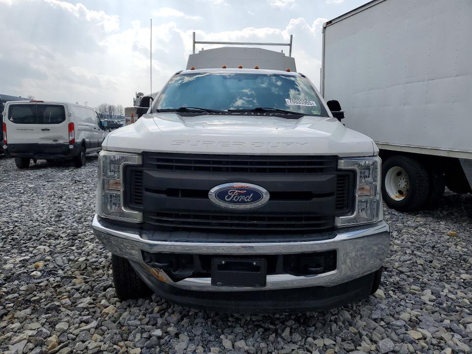 Продажа на аукционе авто 2018 Ford F350, vin: 1FD8X3F63JEC95302, номер лота: 78033965
