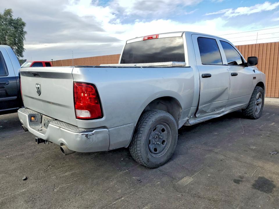 Продаж на аукціоні авто 2015 Ram 1500, vin: 1C6RR6KT7FS649807, номер лоту: 77752025