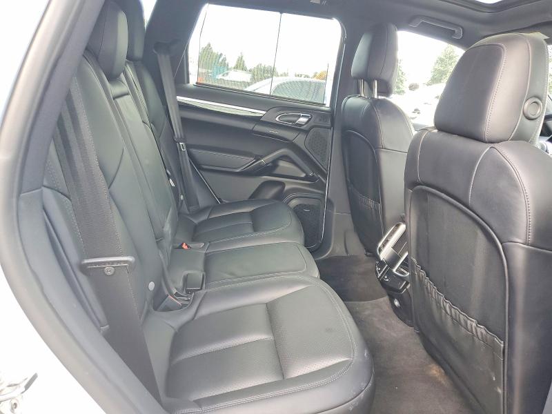 2016 Porsche Cayenne მანქანა იყიდება აუქციონზე, vin: WP1AA2A21GLA10086, აუქციონის ნომერი: 77515555