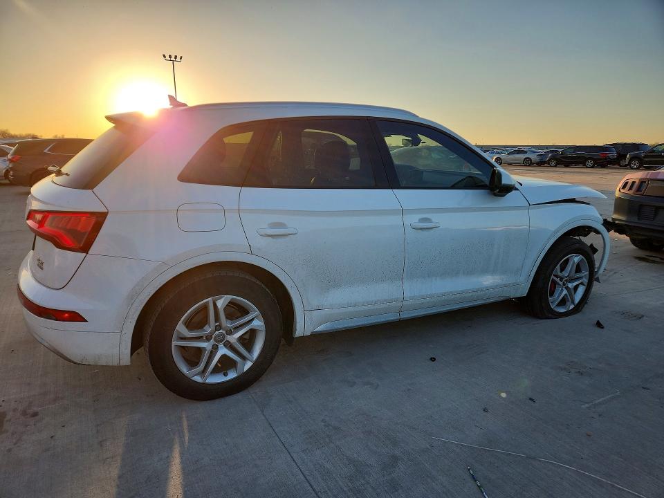 2018 Audi Q5 მანქანა იყიდება აუქციონზე, vin: WA1ANAFYXJ2101720, აუქციონის ნომერი: 75675885