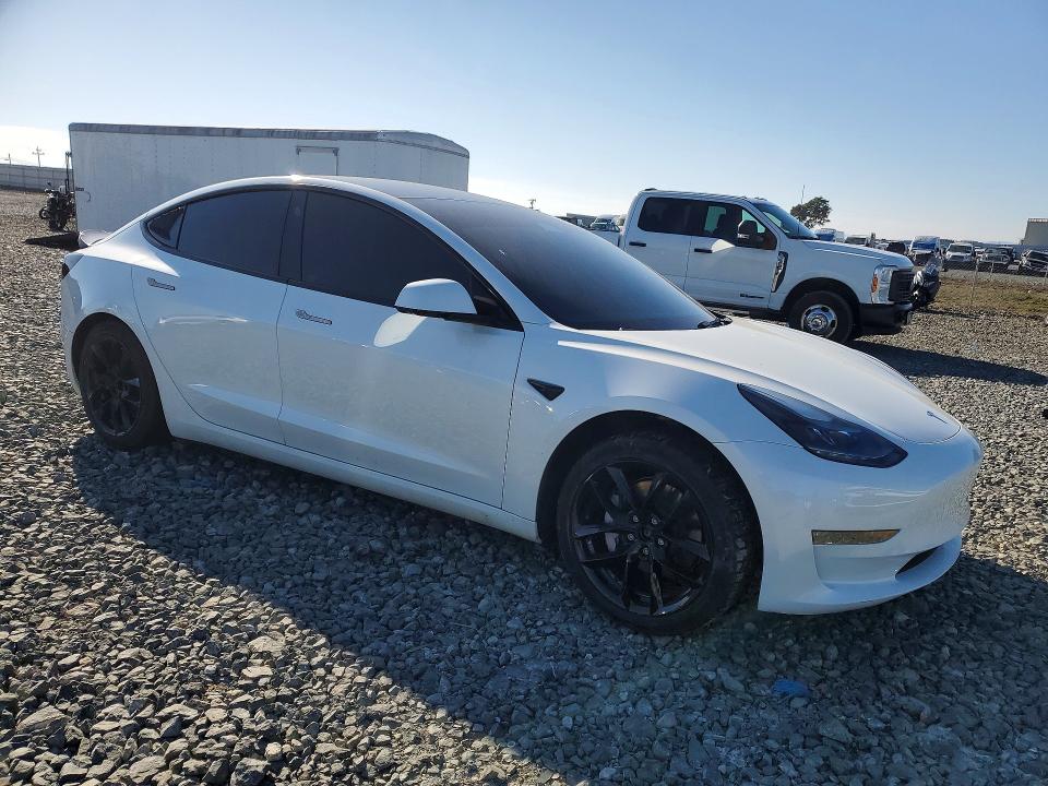 Продажа на аукционе авто 2023 Tesla Model 3, vin: 5YJ3E1EB8PF386578, номер лота: 76439905