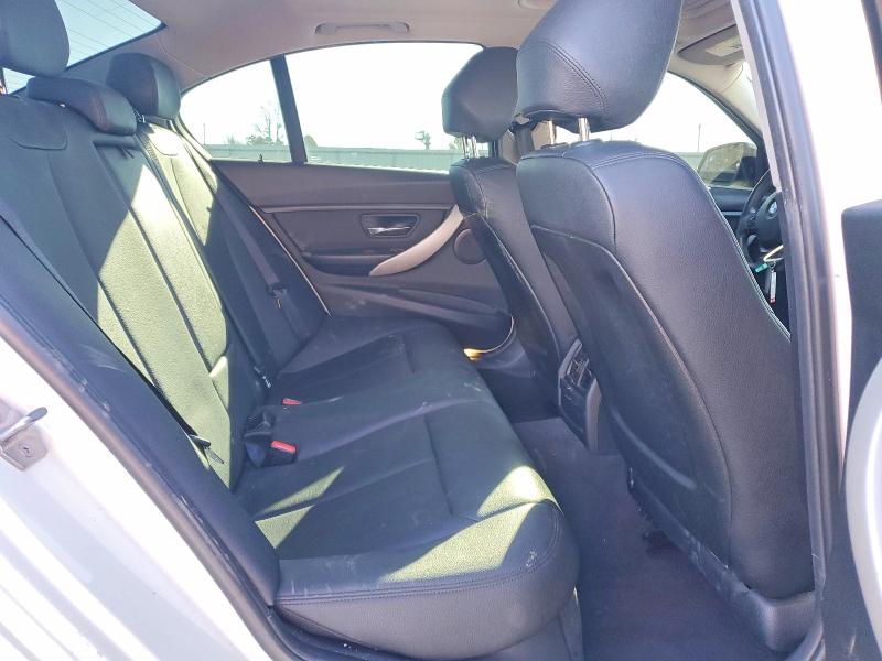 77940975 :رقم المزاد ، WBA8A3C50GK690322 vin ، 2016 Bmw 320 مزاد بيع