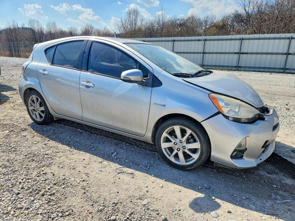79306885 :رقم المزاد ، JTDKDTB30C1000326 vin ، 2012 Toyota Prius C مزاد بيع