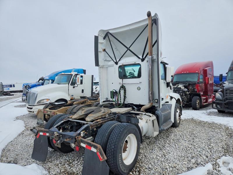 93019645 :رقم المزاد ، 1XPBA48X1JD478063 vin ، 2018 Peterbilt Tractor 579 مزاد بيع