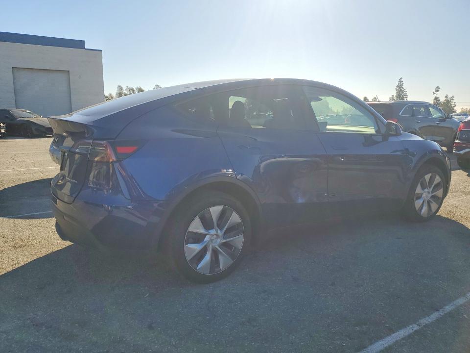77354045 :رقم المزاد ، 7SAYGDEE5PA174510 vin ، 2023 Tesla Model Y مزاد بيع