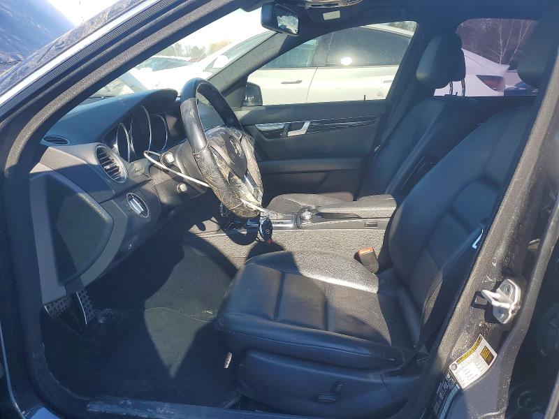 2013 Mercedes-benz C მანქანა იყიდება აუქციონზე, vin: WDDGF8AB2DA880202, აუქციონის ნომერი: 98395705