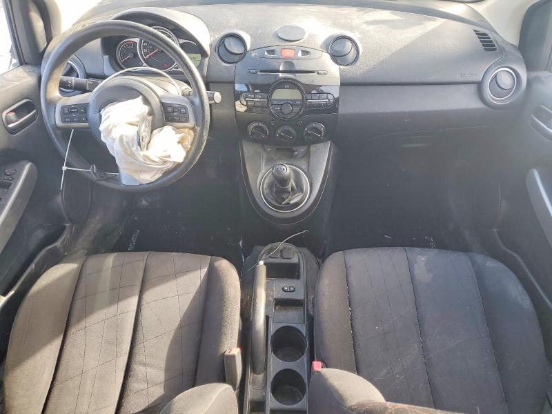 2011 Mazda Mazda2 მანქანა იყიდება აუქციონზე, vin: JM1DE1HY9B0111281, აუქციონის ნომერი: 77729015