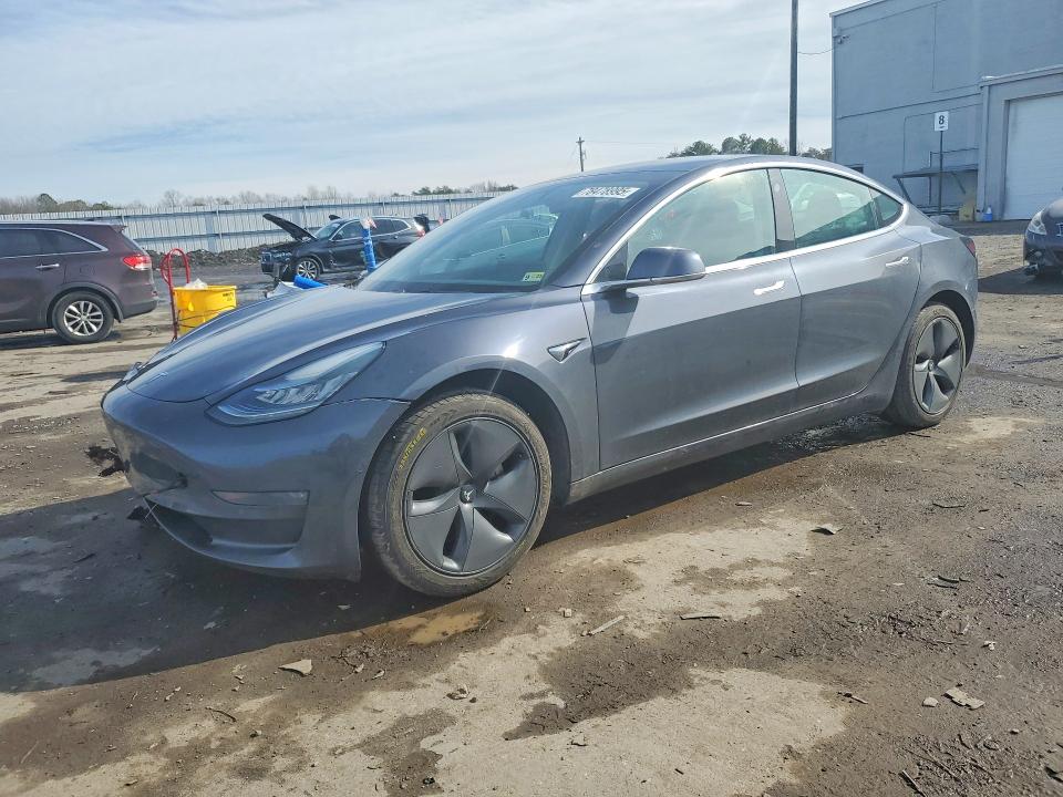 78478995 :رقم المزاد ، 5YJ3E1EA0KF407410 vin ، 2019 Tesla Model 3 مزاد بيع